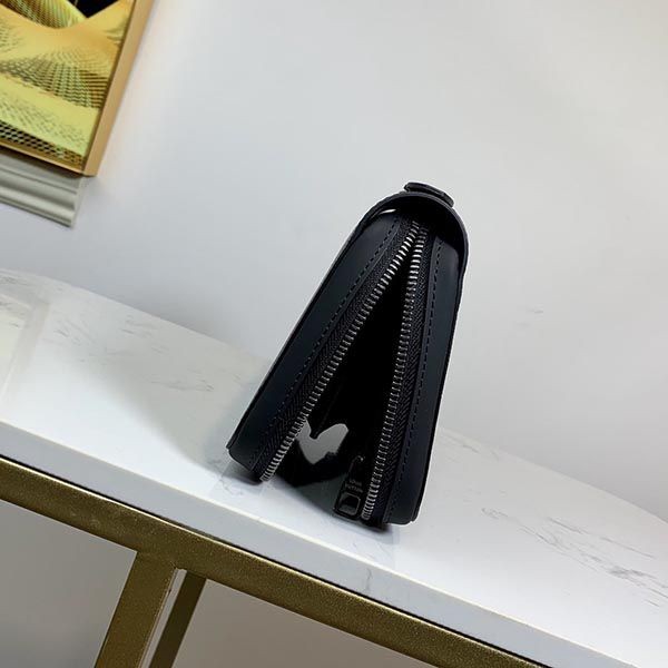 大人気 ルイヴィトン 財布 コピー ジッピー XL ウォレット M61698