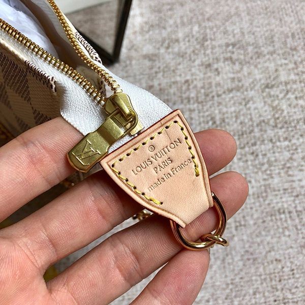 関税負担なし ルイヴィトン ショルダーバッグ 偽物 ダミエ ミニ・ポシェット・アクセソワール N58010