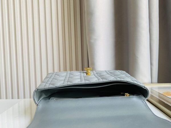 【関税込】ディオール CARO ミディアムバッグ偽物 ショルダー M9242UWHC_M41G