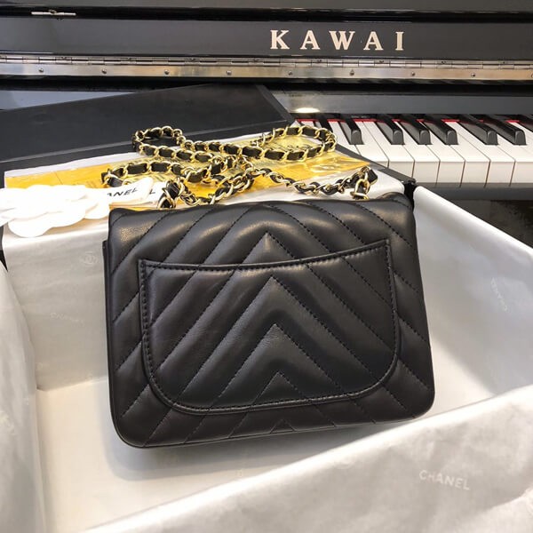 欲しい♡超限定♪ シャネル 偽物 ミニ フラップ バッグ チェーンバッグ shz46873