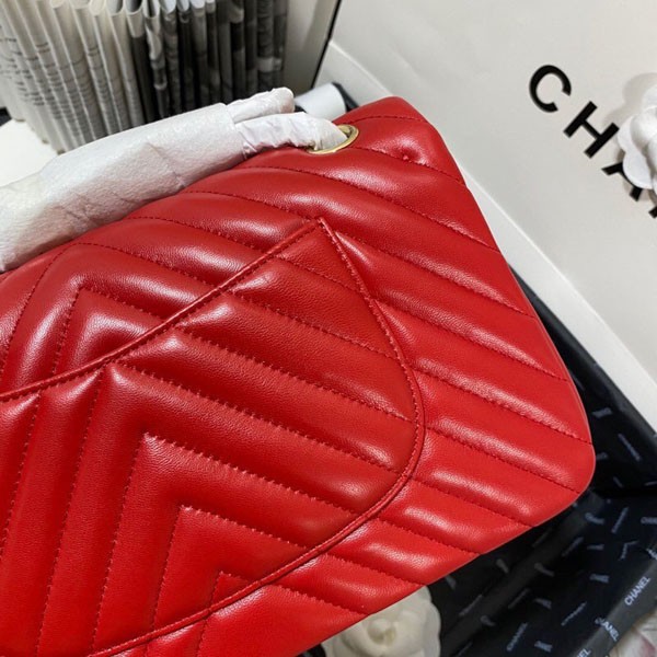 日本未入荷 シャネル 偽物 ショルダーバッグ チェーンバッグ レッド shc35741