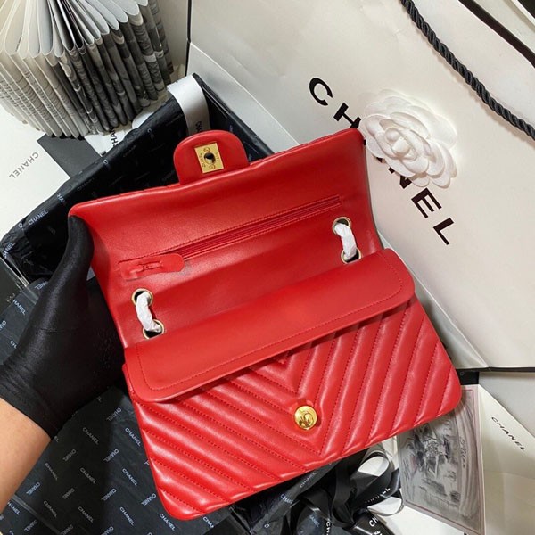 日本未入荷 シャネル 偽物 ショルダーバッグ チェーンバッグ レッド shc35741