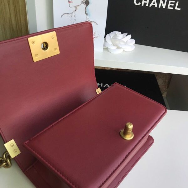 欲しい♡超限定♪ シャネル マトラッセ ボーイ シャネル ショルダーバッグ コピー shp92289