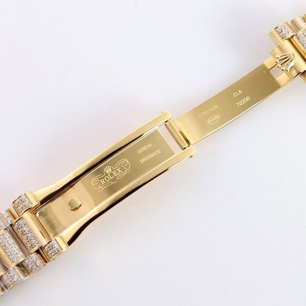 目を惹くカラー ロレックス 時計 スーパーコピー 39MM メンズ ダイヤモンドベゼル デイデイト roc18378