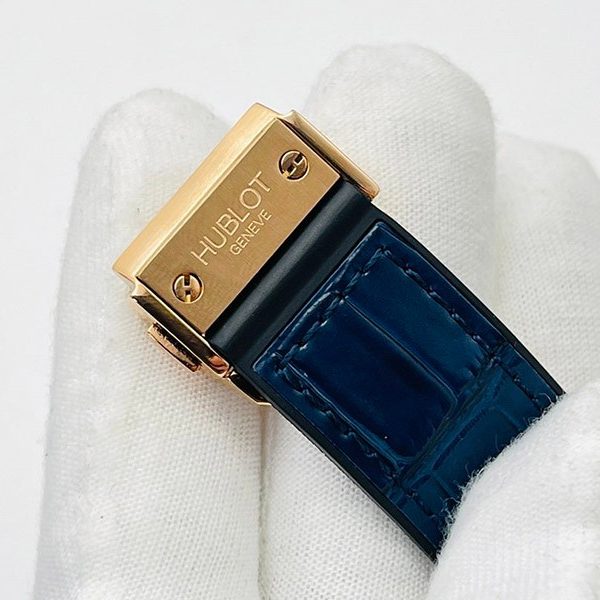 定番 ウブロ 時計 コピー クラシックフュージョン チタニウム ダイヤモンド huk40556