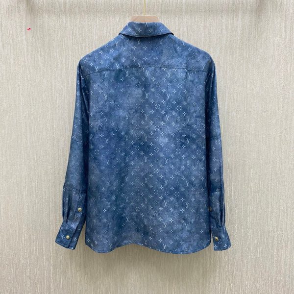 日本未入荷 ​ルイヴィトン シャツ 偽物 モノグラムクラウド ブラウス 1A9N73
