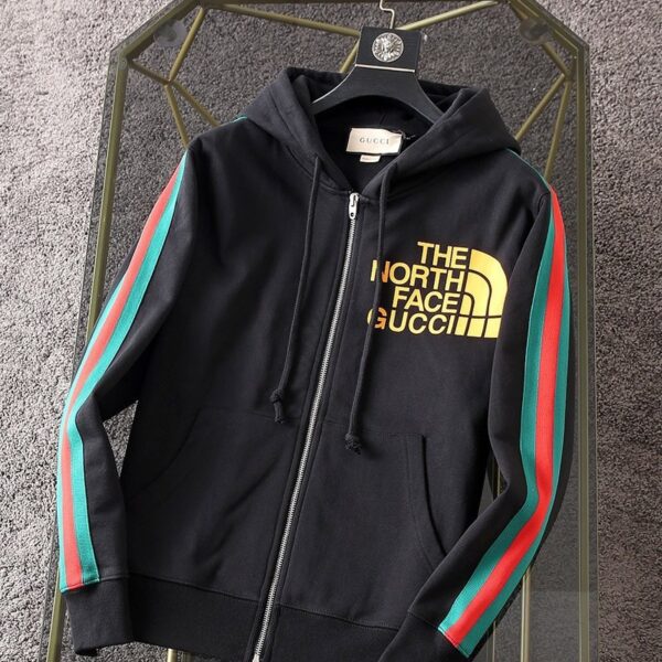 暖かい服装グッチ×ノースフェイス コピー コラボロゴジップアップフーディNoy33057