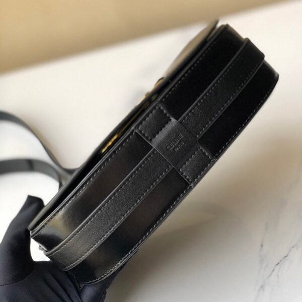 関税負担なしセリーヌ ハンドバッグ 偽物 ミディアム マイヨン トリオンフ バッグ カーフスキン Cer81157