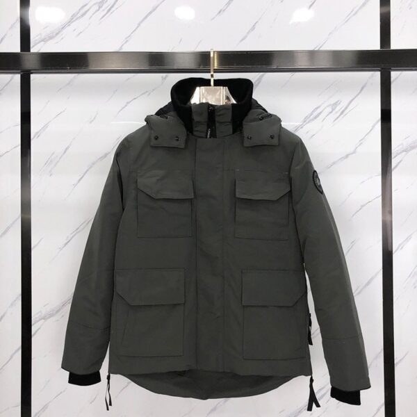 希少色 カナダグース 偽物＊Maitland Parka＊メイトランド＊ブラックレーベル Cam71241