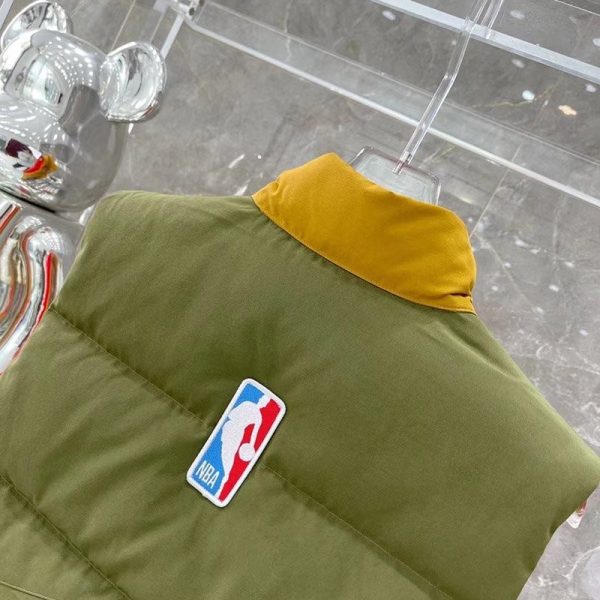【即発】注目コラボ カナダグース x NBA コピー フリースタイルベスト Cau99670