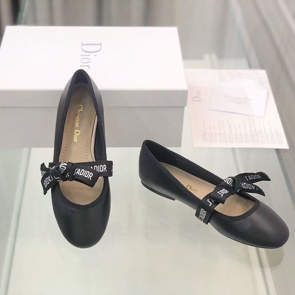 稀少ディオール “Miss B”偽物 バレエフラットシューズ ブラック dee41875