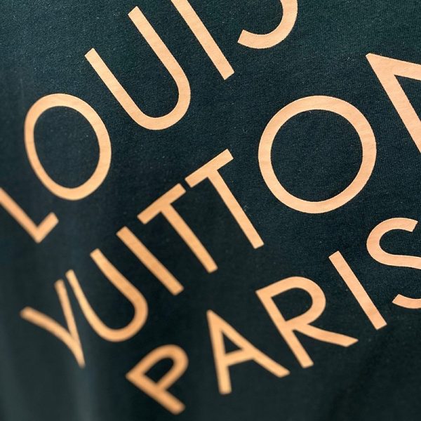 【日本未発売】ルイヴィトン Tシャツ コピー メゾンLVクルーネック Tシャツ ニット vub80720