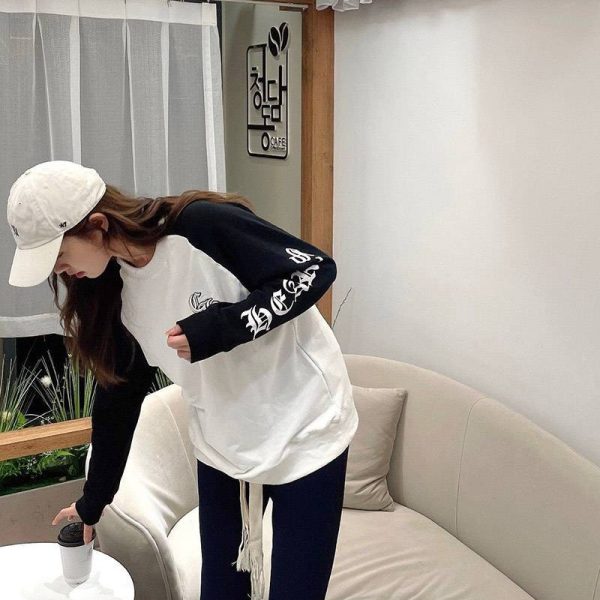 欲しい♡超限定♪クロムハーツ ロングＴシャツ 偽物 ホースシュー&スター ブラック Kum61331