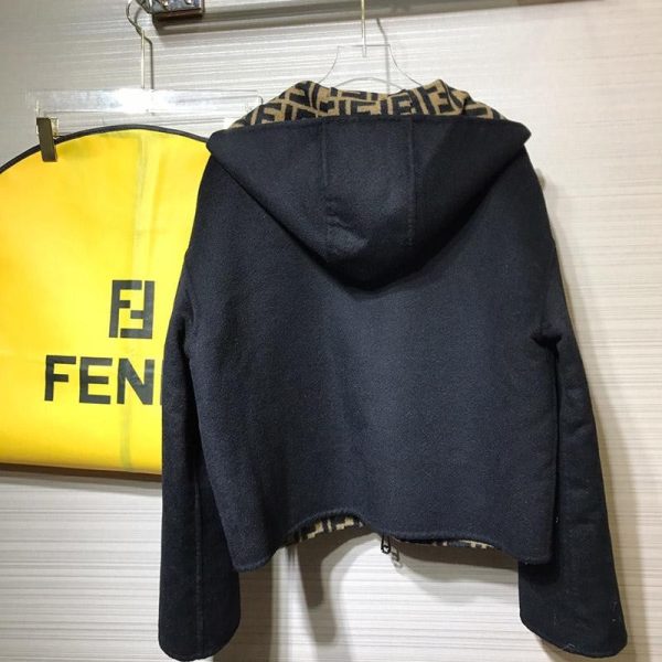 関税送料込 21AW【フェンディ】FF リバーシブル フーディー パーカー偽物 feo16546