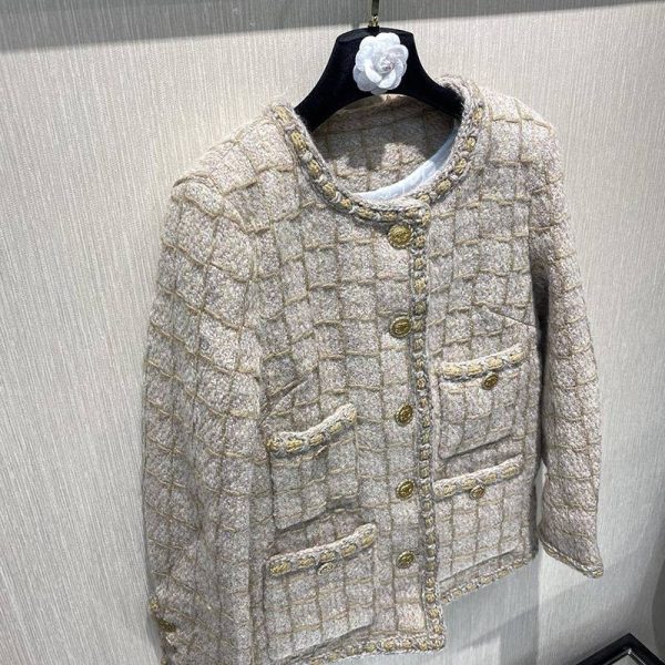 着心地の良い《21AW》シャネル カーディガン 偽物ボタン COCO ロゴ shf40772