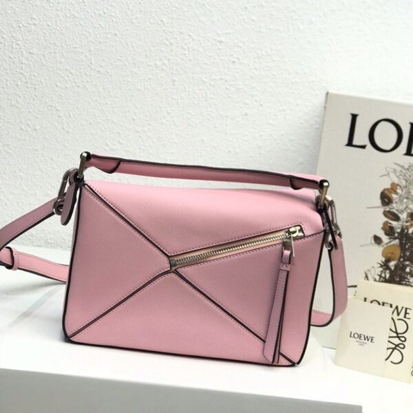 【限定カラー】ロエベ パズルバッグ スーパーコピー トリカラー ショルダーバッグ loz32930