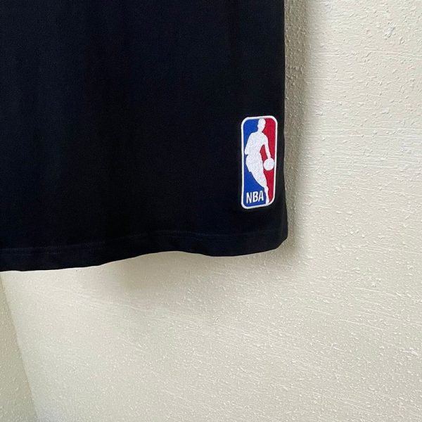★日本!!人気！ルイヴィトン NBA Tシャツ 偽物★フロントアンドバックレタープリントT 1A8X8R 1A8X8R