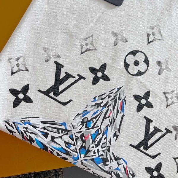 追跡付き発送ルイヴィトン Tシャツ 偽物 21SS フロウティングLVプリンテッド vuu25105