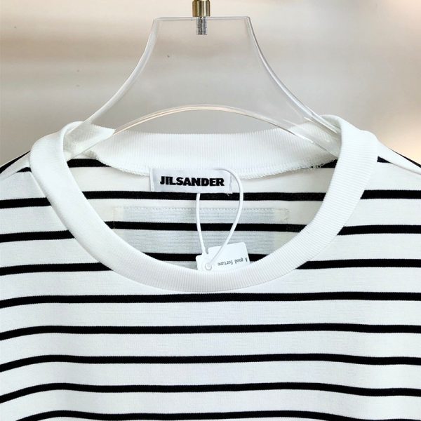 人気 ジルサンダー Tシャツ パロディ ロゴ プリント コットン 送関込み Jiq96698