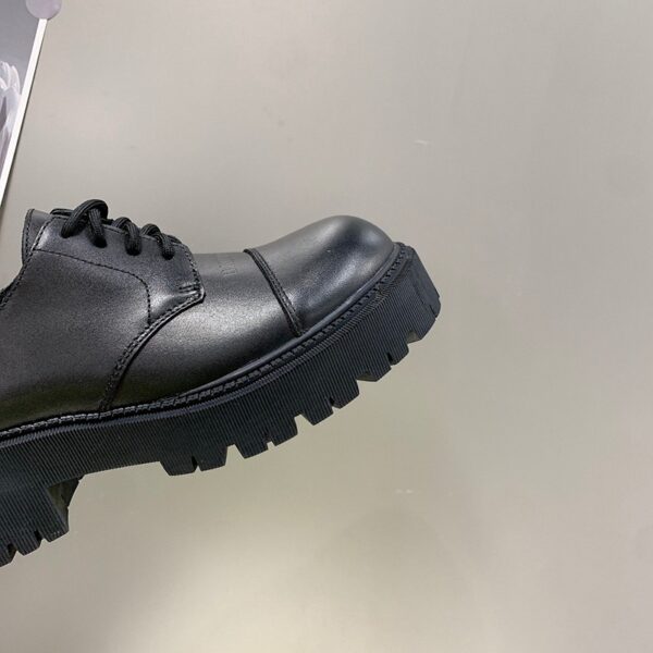●送料込●バレンシアガ 革靴 偽物●TRACTOR 65MM レースアップダービー bah61536