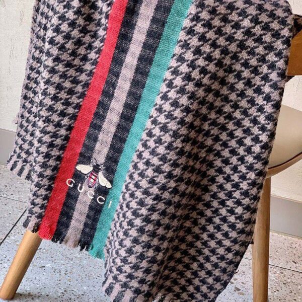 完売必至 グッチ 男女OK!GGマーク偽物 チェックストライプ ウールマフラー gua69797