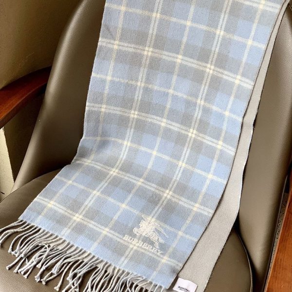 完売必至バーバリー クラシック カシミヤ チェック マフラー 偽物 Bap77862