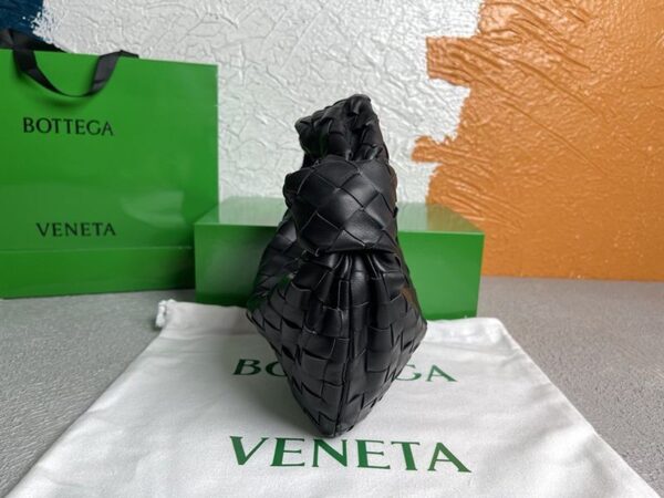 大人気!!新色ボッテガヴェネタ 偽物 ミニ ザジョディ イントレチャートミニバッグ bos50319