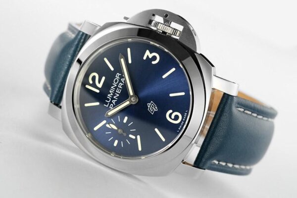 一目惚れ♪パネライ ルミノール コピーカーフストラップ 44mm pal29604