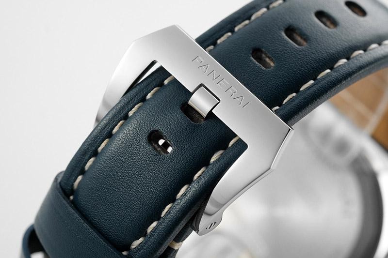 一目惚れ♪パネライ ルミノール コピーカーフストラップ 44mm pal29604