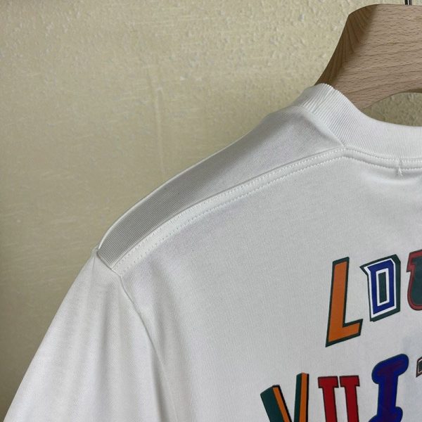 世界中で大人気♪ルイヴィトン x NBA☆プリントTシャツ vut42330