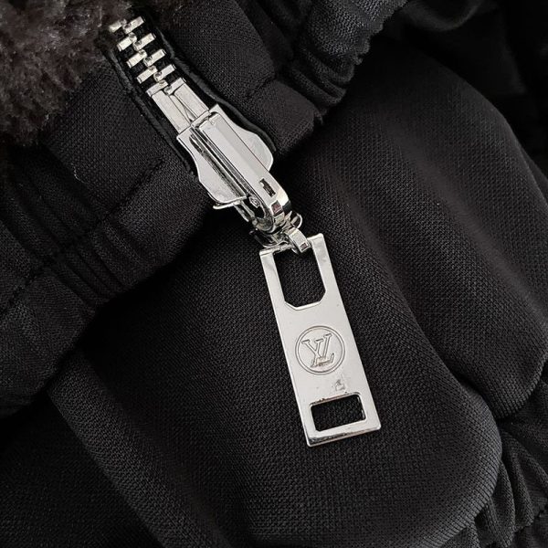 超希少！ルイヴィトン フリース モノグラム ジャケット vup92167