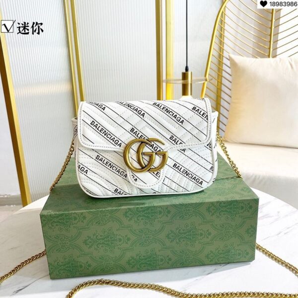 一目惚れ♪グッチ バレンシアガ 偽物〔GGマーモント〕ザ ハッカー プロジェクト スモールバッグ gue18199
