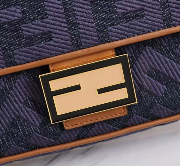 送料込フェンディ ミディ 偽物 バゲット FFファブリック バッグ fez73072