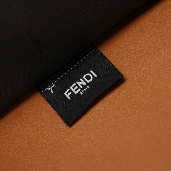 日本未入荷フェンディ サンシャイン コピー レザーショッパーバッグ few61216