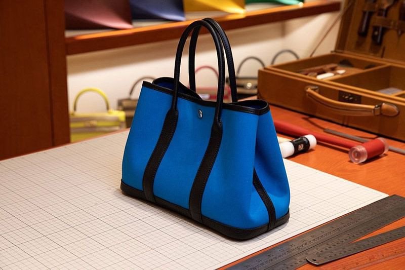 秋冬新作 エルメス ガーデンパーティ 36 トレンチ erq03213