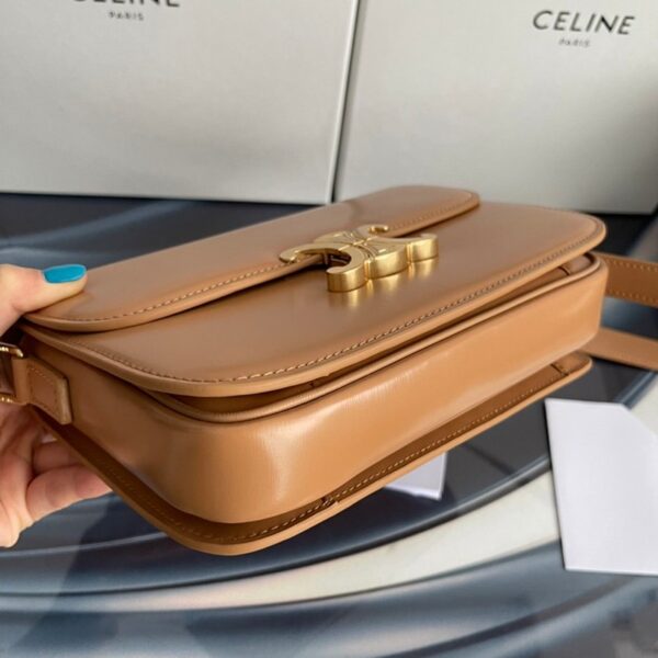 大人気！★セリーヌ ショルダーバッグ 偽物 ティーン トリオンフバッグ Cew95896