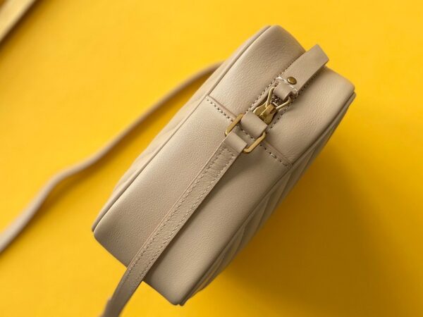 定番サンローラン ショルダーバッグ コピー☆ルー キルティングレザー カメラバッグ Sas29328