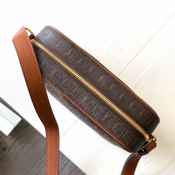 大人気！サンローラン ショルダーバッグ 偽物☆ルー キルティングレザー カメラバッグ Sac85306