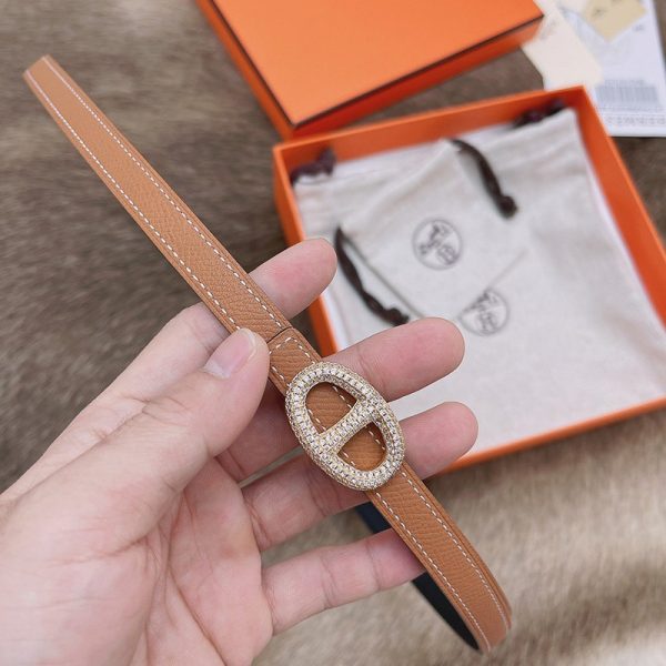 目を惹くカラーエルメス Hベルト コピー☆レザーベルト リバーシブル シェーヌダンクル 13 mm ert03675