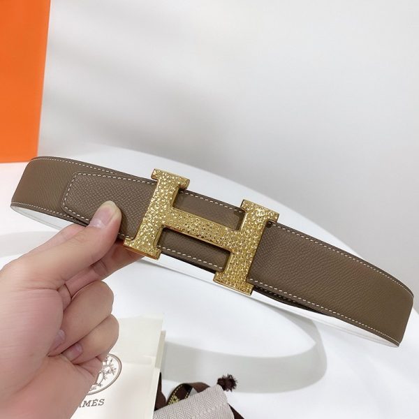 目を惹くカラーエルメス Hベルト コピー☆ベルトバックル ミニ コンスタンス リバーシブルベルト38mm erz13300