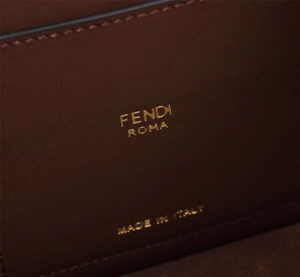 希少色フェンディ ウェイ レザー バッグ 偽物 fea70794