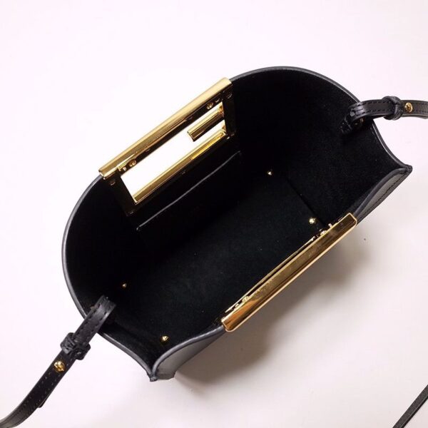 秋冬新作フェンディ ウェイ レザー バッグ 偽物 fep86505
