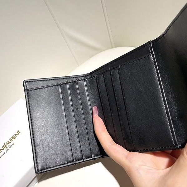 大人気!!新色 サンローラン☆待望の3つ折りミニ財布 コピー Sai99401