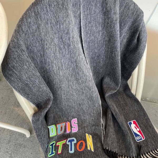 ルイヴィトン LVxNBA 偽物コラボ カシミヤ マフラ 偽物 vux17715