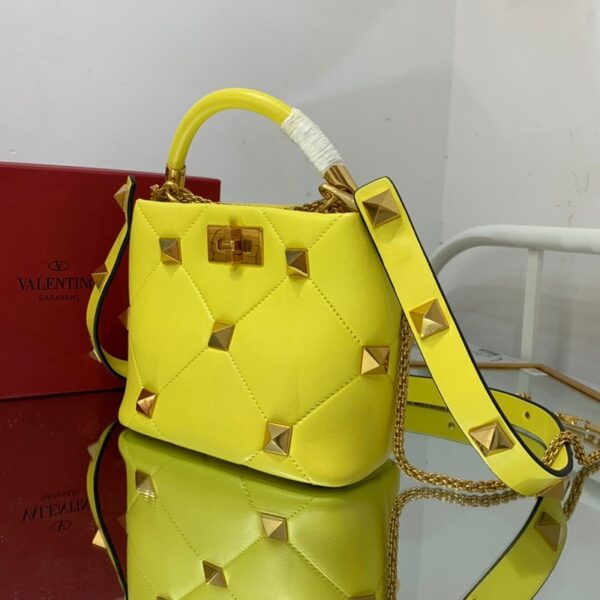 超希少！ヴァレンティノ ハンドバッグ コピー ROMAN STUD QUILTED Vut72437