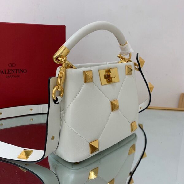 ★日本!!人気！ヴァレンティノ ハンドバッグ 偽物 ROMAN STUD QUILTED Vuz59113