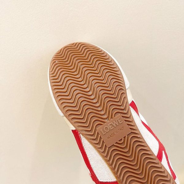 目を惹くカラー ロエベ フロー ランナー スニーカー 偽物 ユニセックス lor83264