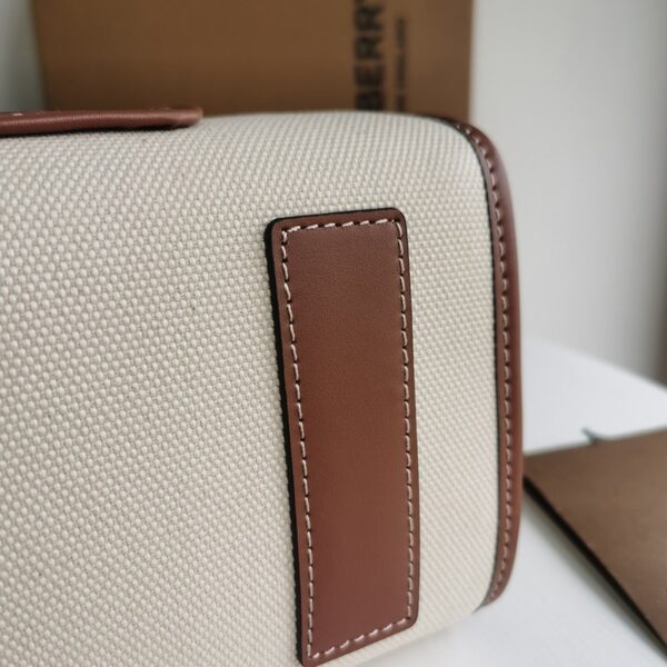 定番バーバリー トートバッグ コピー スモール SM NEW TOTE 8044138