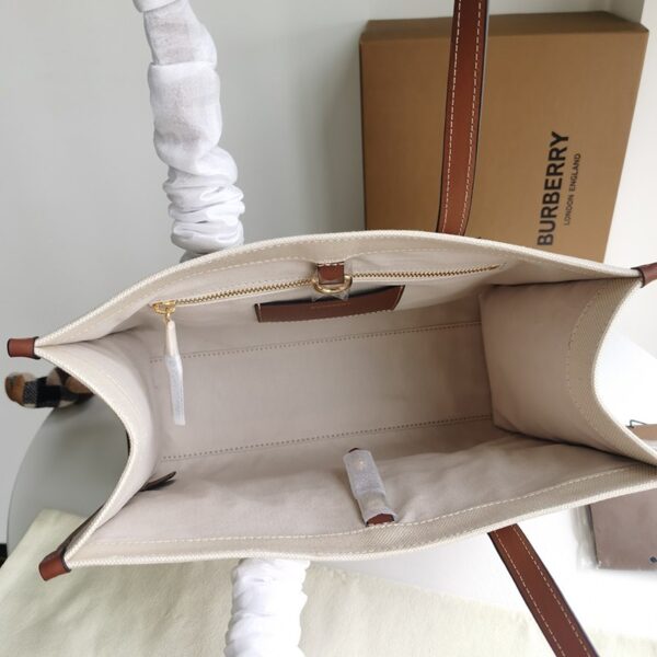 定番バーバリー トートバッグ コピー スモール SM NEW TOTE 8044138