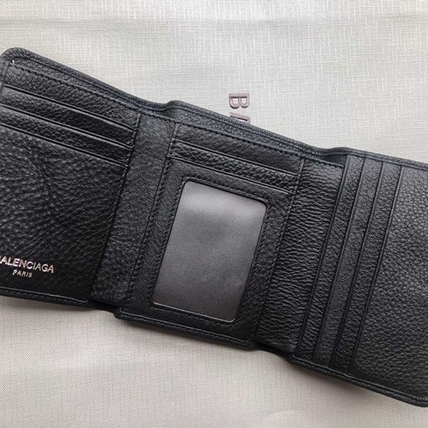 最安値挑戦バレンシアガ 財布 コピー レザー三つ折りウォレット ban23213